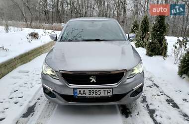 Седан Peugeot 301 2018 в Харкові