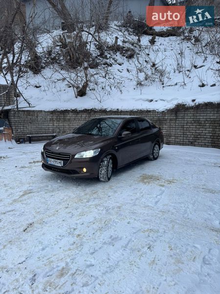 Седан Peugeot 301 2015 в Харькове