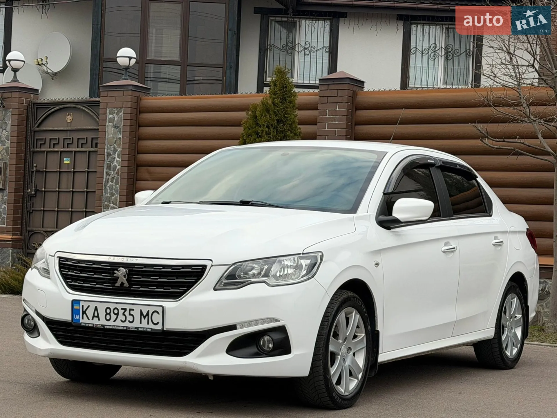 2017 Peugeot 301 - мініатюра 2