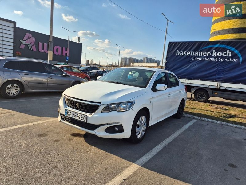 Peugeot 301 2017