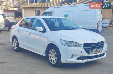 Седан Peugeot 301 2013 в Києві