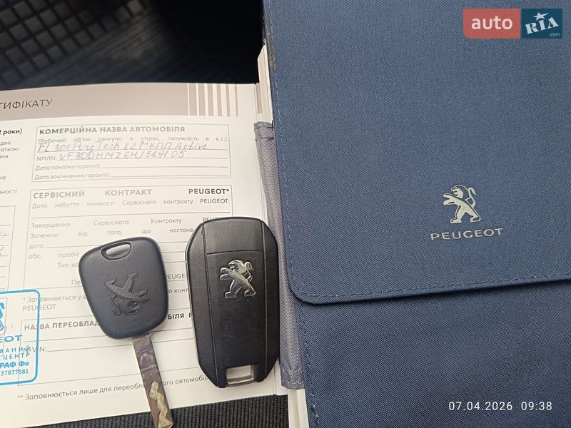 Седан Peugeot 301 2017 в Киеве