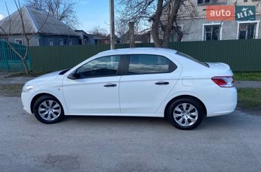 Седан Peugeot 301 2014 в Миргороді
