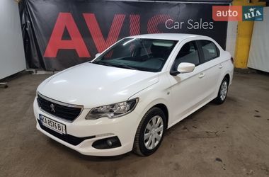 Седан Peugeot 301 2020 в Киеве