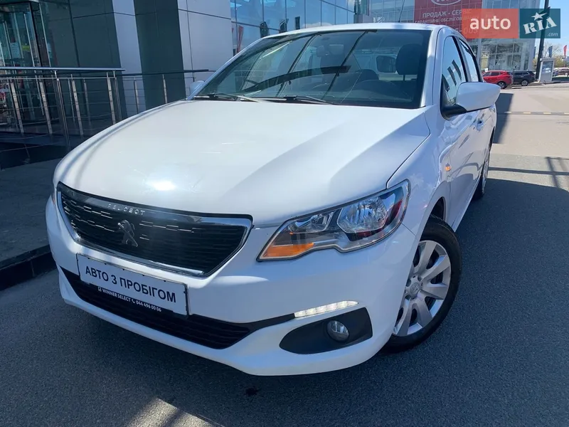 Peugeot 301 2021