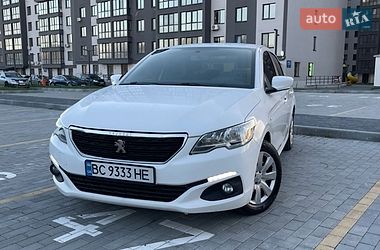 Седан Peugeot 301 2020 в Львові