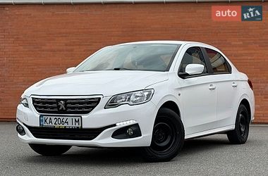 Седан Peugeot 301 2018 в Києві