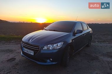 Седан Peugeot 301 2016 в Сумах