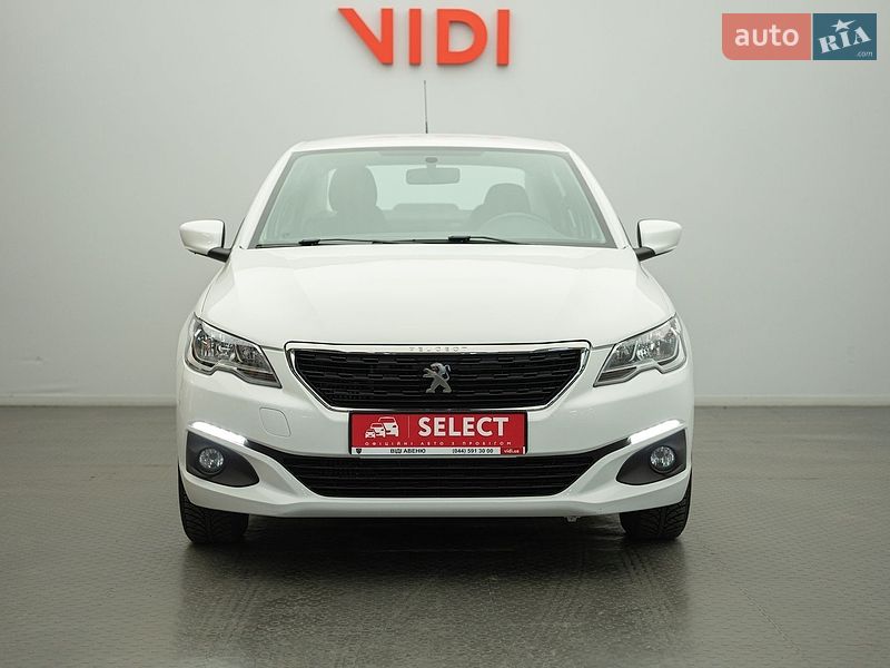 Peugeot 301 2021