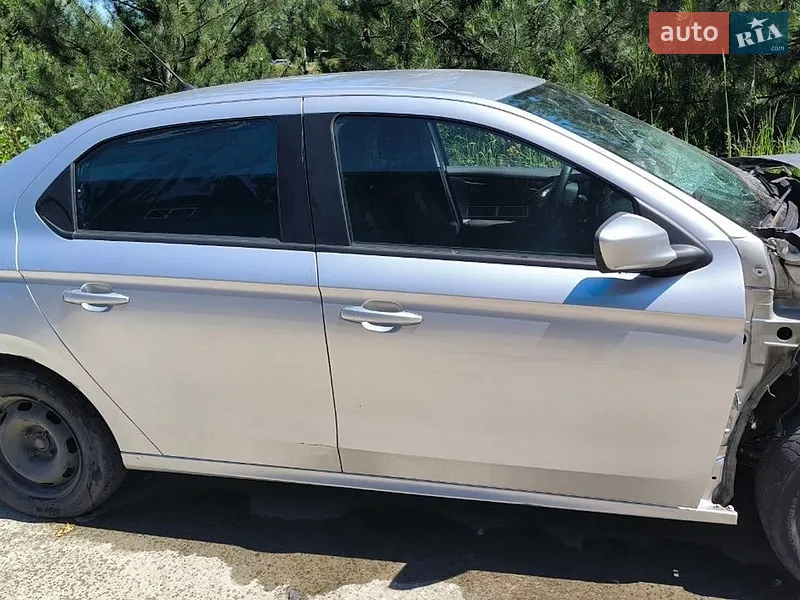 Peugeot 301