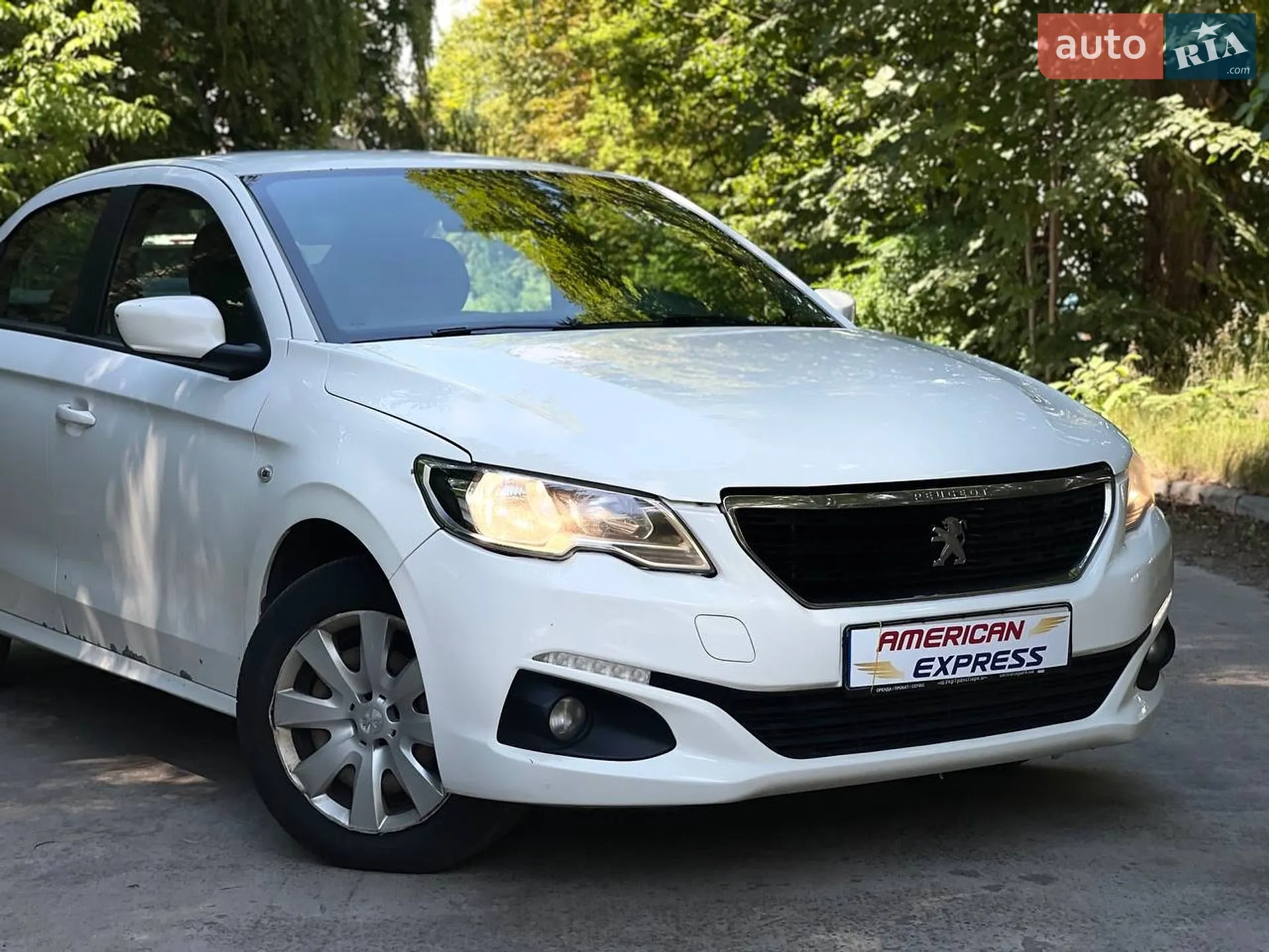 2017 Peugeot 301 - фото 1