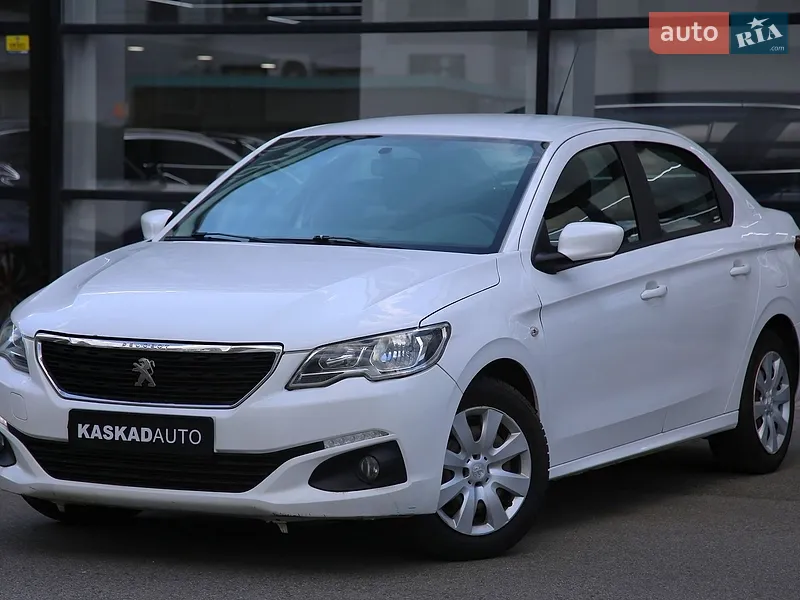 Peugeot 301