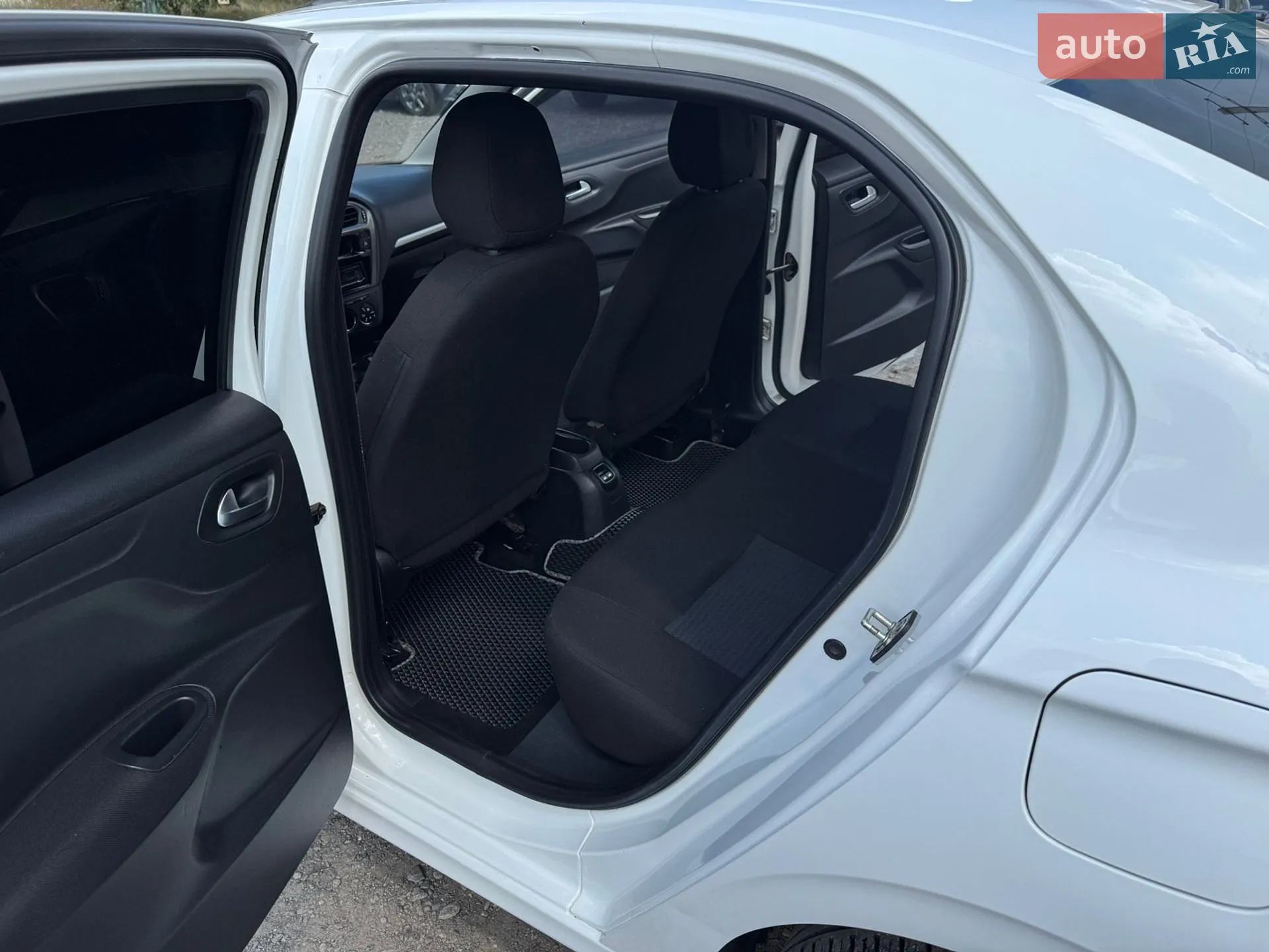 2013 Peugeot 301 - мініатюра 26