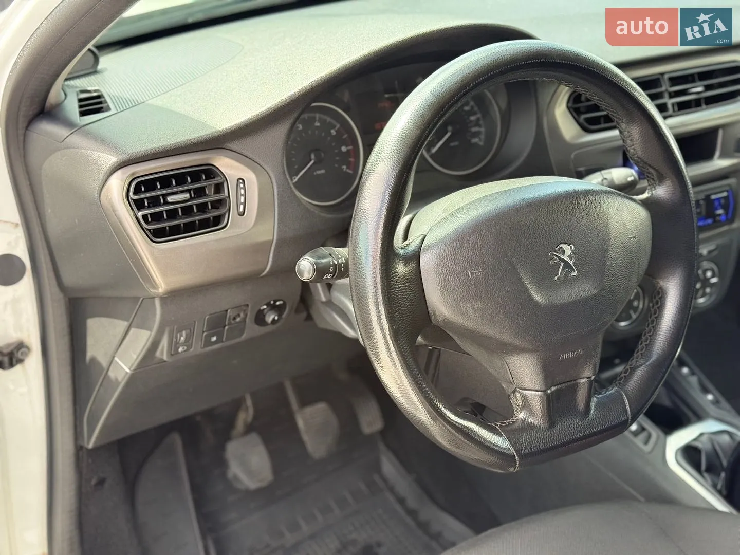 2017 Peugeot 301 - мініатюра 14