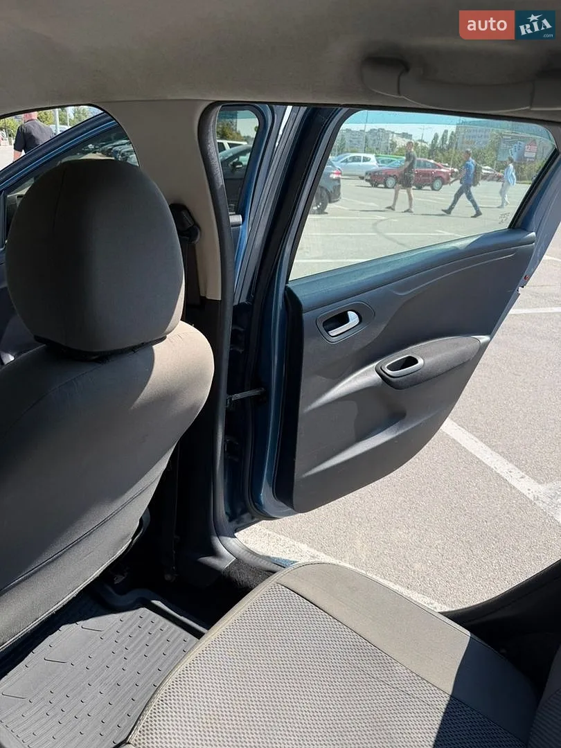 2014 Peugeot 301 - мініатюра 16