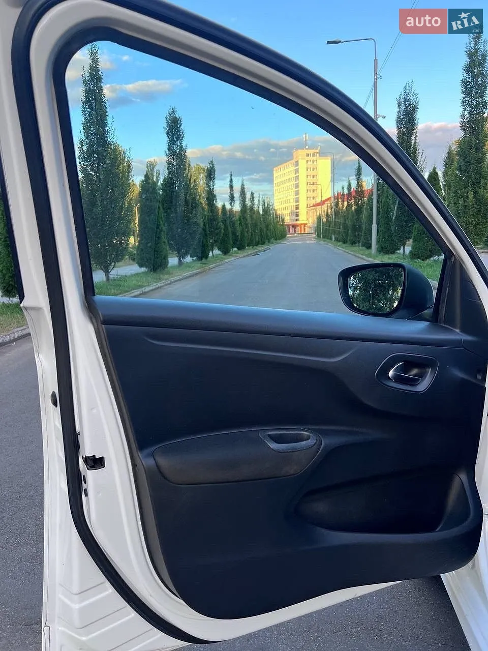 2017 Peugeot 301 - мініатюра 18