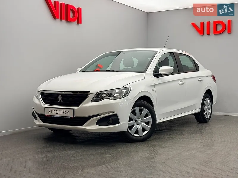 Peugeot 301