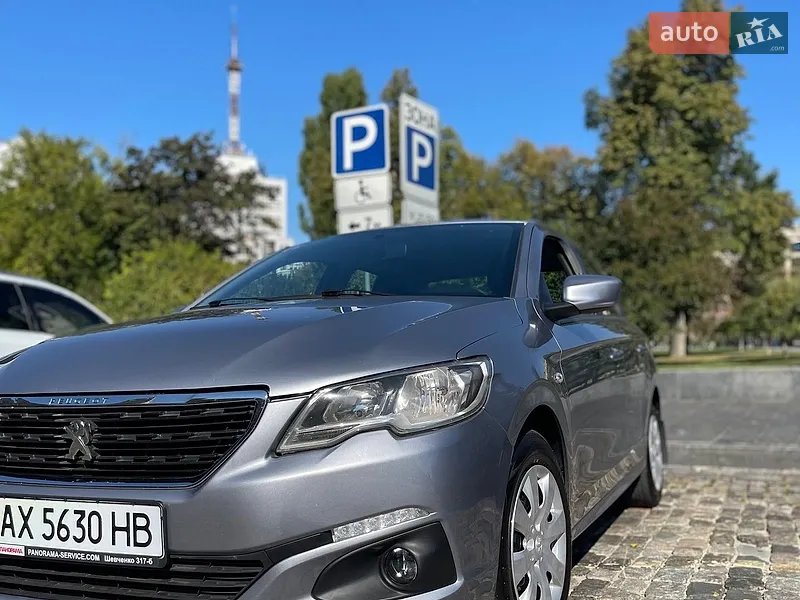 Peugeot 301