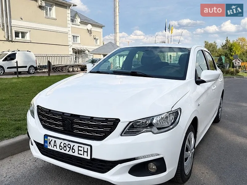 Peugeot 301 2021