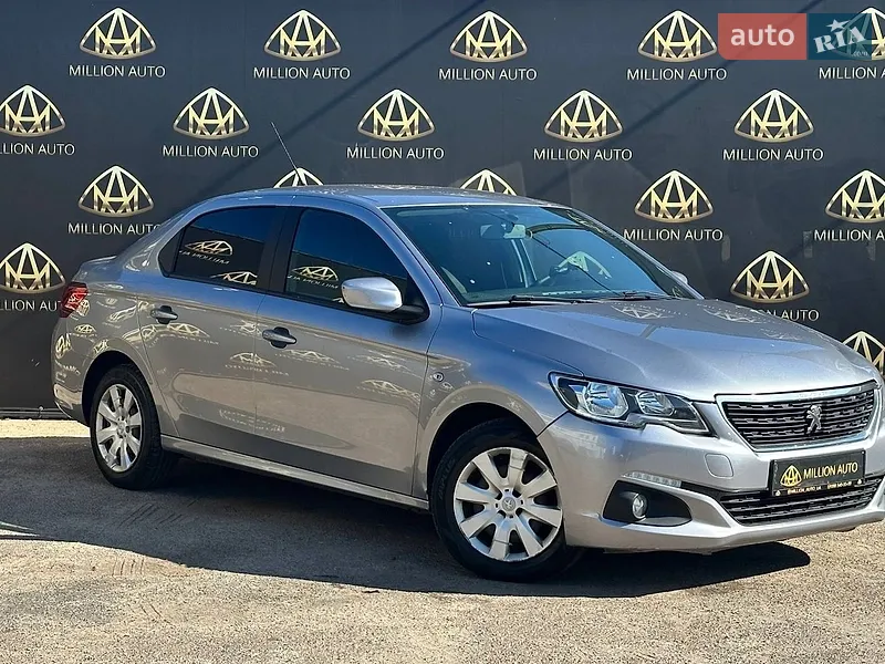 Peugeot 301