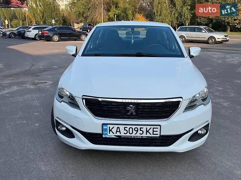Peugeot 301