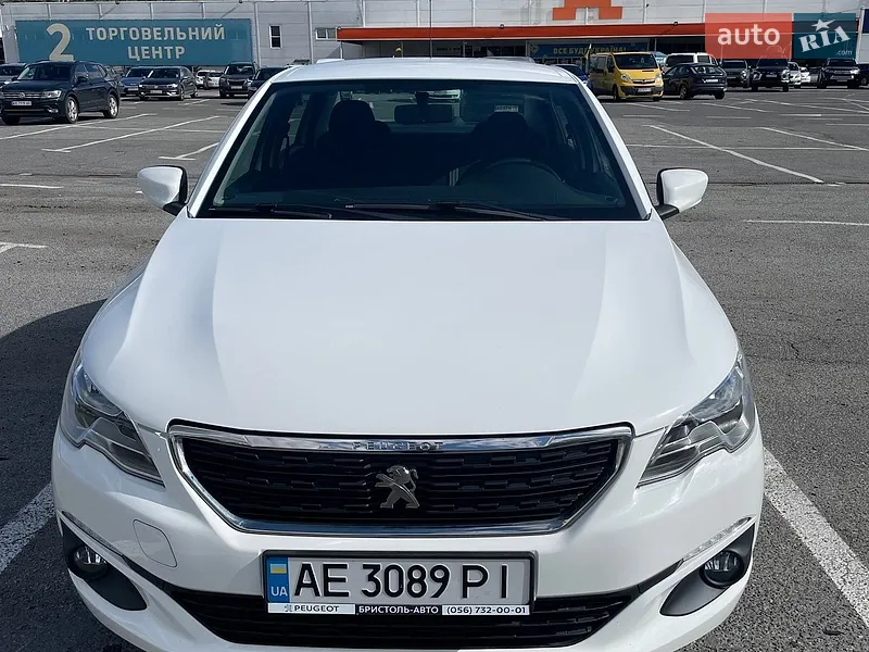 Peugeot 301