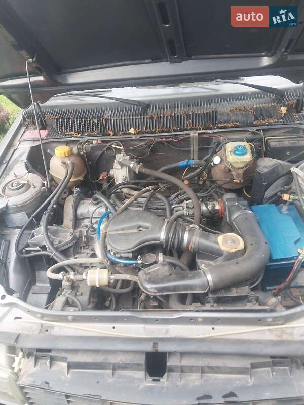 Седан Peugeot 305 1987 в Чернігові фото 4 Седан Peugeot 305 1987 в Чернігові