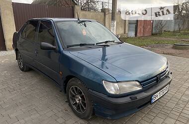 Седан Peugeot 306 1996 в Одессе