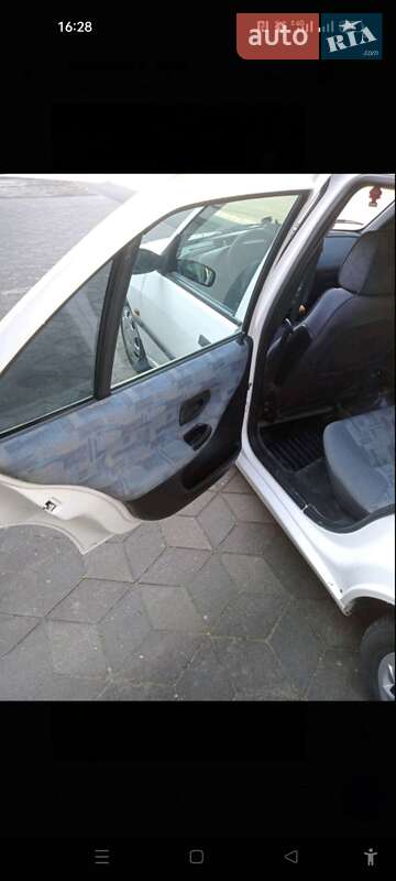 Хетчбек Peugeot 306 1998 в Рівному