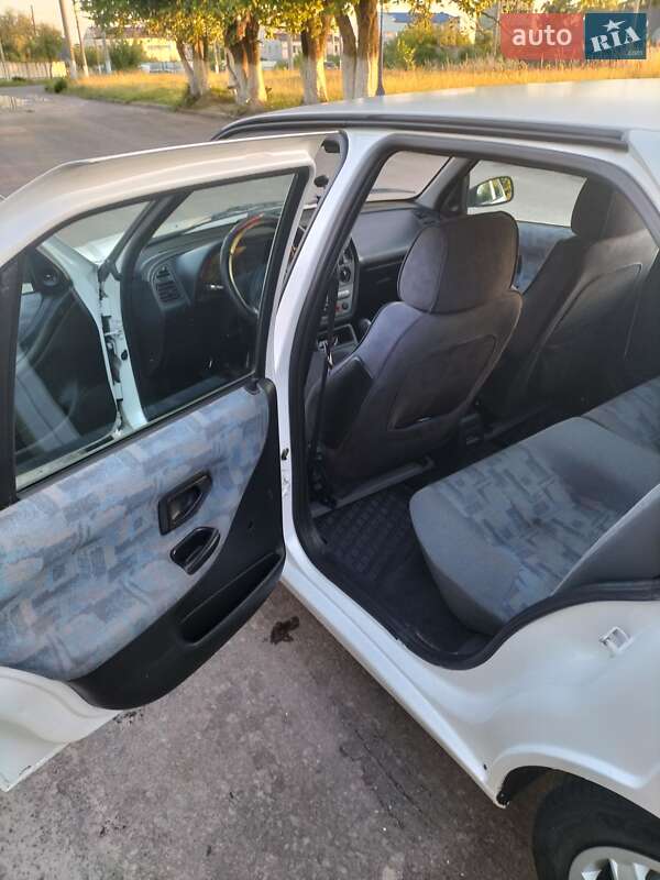 Хетчбек Peugeot 306 1998 в Рівному