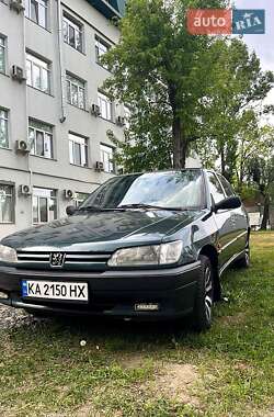 Седан Peugeot 306 1995 в Киеве