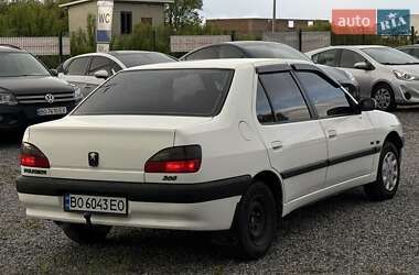 Седан Peugeot 306 1997 в 