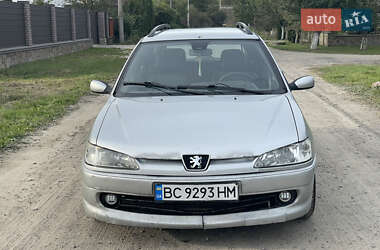 Универсал Peugeot 306 2001 в Сарнах