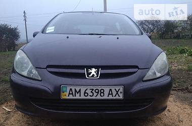 Хэтчбек Peugeot 307 2003 в Остроге