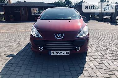 Кабриолет Peugeot 307 2008 в Самборе