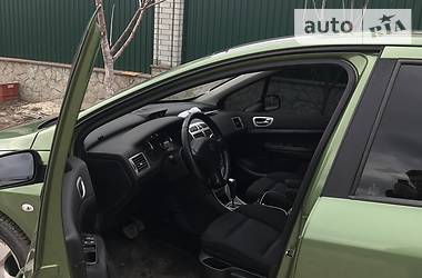 Хетчбек Peugeot 307 2006 в 
