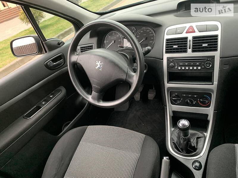 Хетчбек Peugeot 307 2007 в Стрию