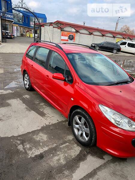Универсал Peugeot 307 2005 в 