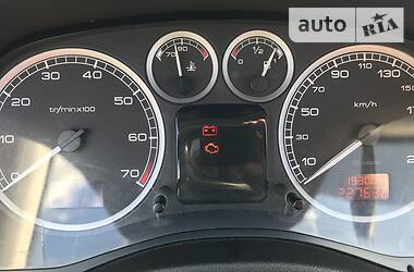 Хетчбек Peugeot 307 2004 в 