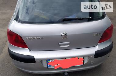 Хетчбек Peugeot 307 2004 в 