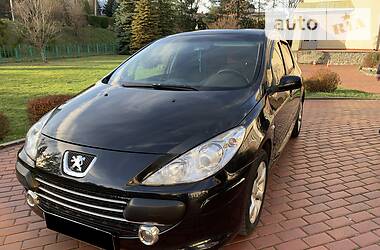 Хэтчбек Peugeot 307 2006 в Трускавце