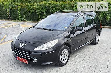 Peugeot 307 седан