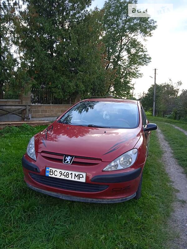 Хэтчбек Peugeot 307 2003 в Червонограде