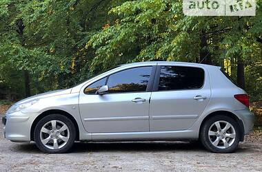 Хэтчбек Peugeot 307 2006 в Львове