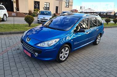 Авто рио пежо 307