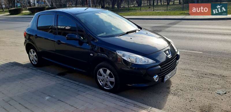 Хетчбек Peugeot 307 2006 в Луцьку