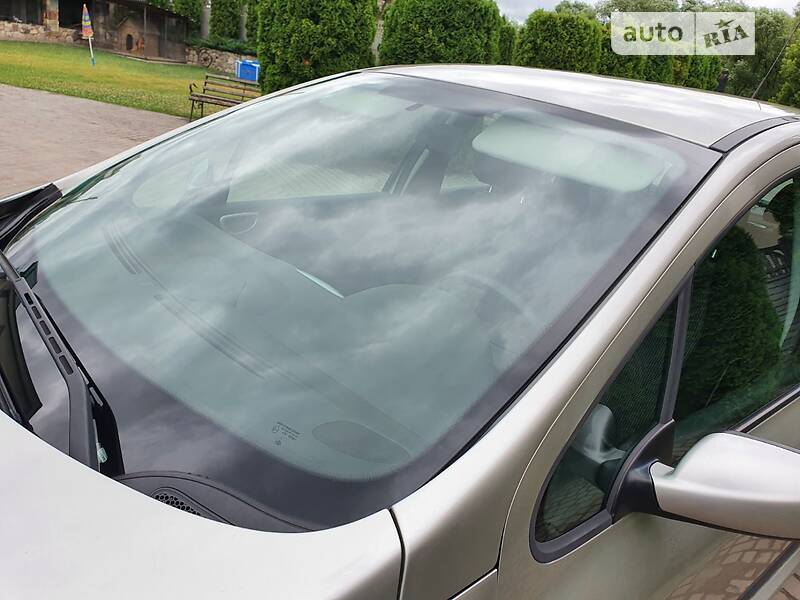 Хэтчбек Peugeot 307 2006 в Бродах