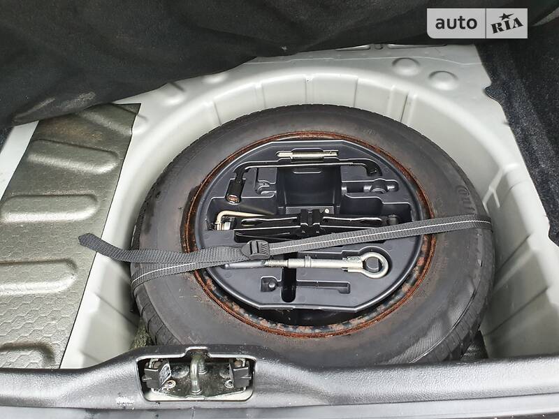 Хэтчбек Peugeot 307 2006 в Бродах