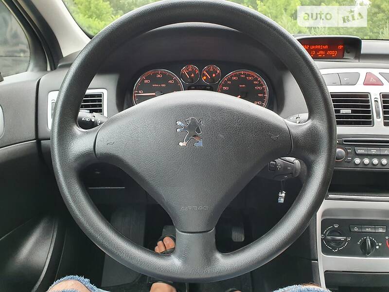 Хэтчбек Peugeot 307 2006 в Бродах