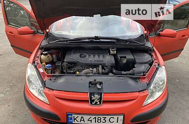 Хэтчбек Peugeot 307 2002 в Киеве